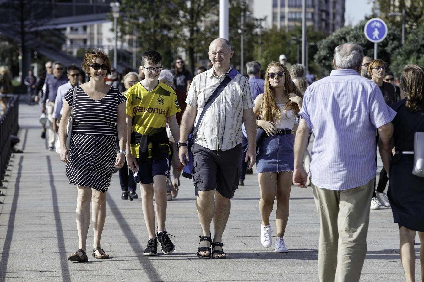 Fotos: Los turistas llenan Cantabria en este Puente del Pilar