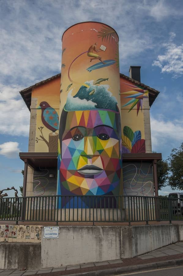 El 'Okuda Waone Chateau', en Somo.