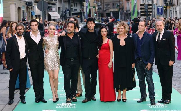 El elenco de 'Tu hijo'.