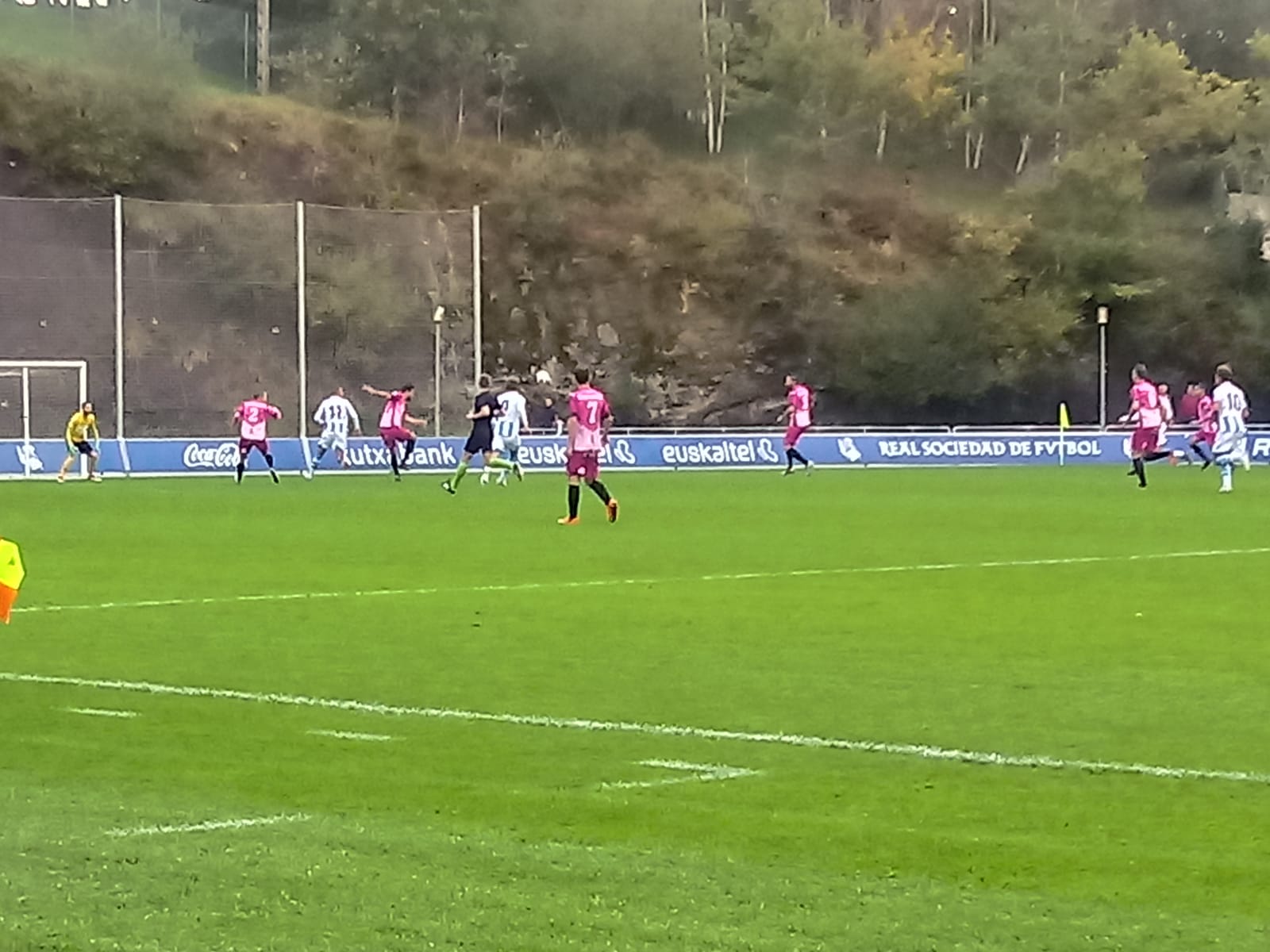 Los blanquiazules visitan a la Real Sociedad B con la intención de cambiar su dinámica negativa.