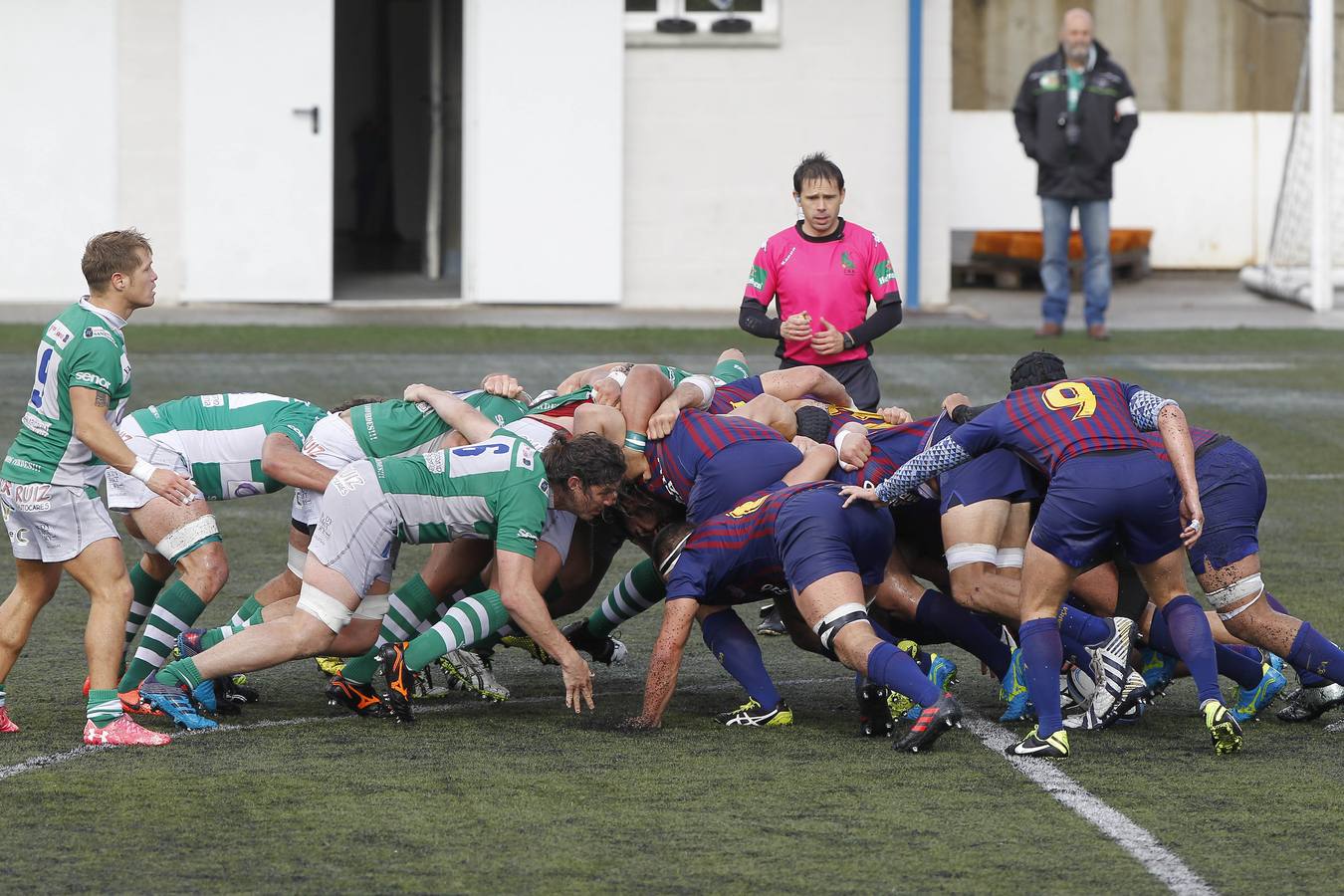 Fotos: Imágenes del partido Aldro Independiente-Barcelona