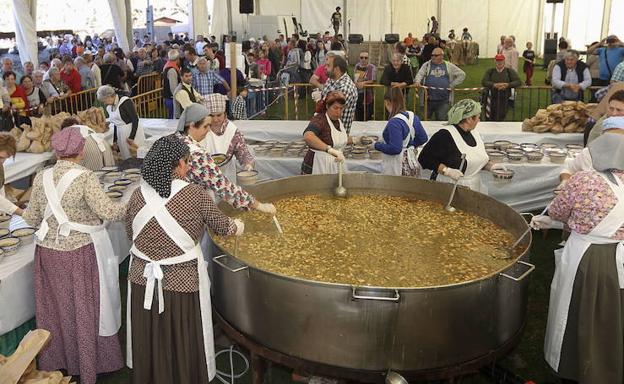 Feria de la Alubia en Casar de Periedo. 