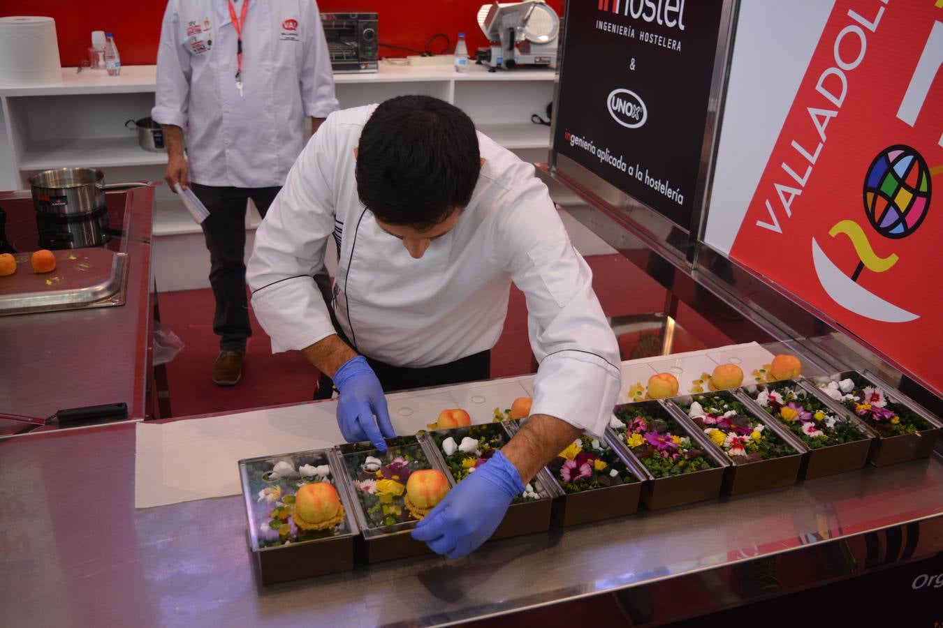 La ciudad castellana acoge el Campeonato Mundial de Tapas y el XIV Concurso Nacional, en el que participan los cocineros Francisco Cotera, del Balneario de Solares, y Nacho Pérez Malagón, de El Pericote de Tanos