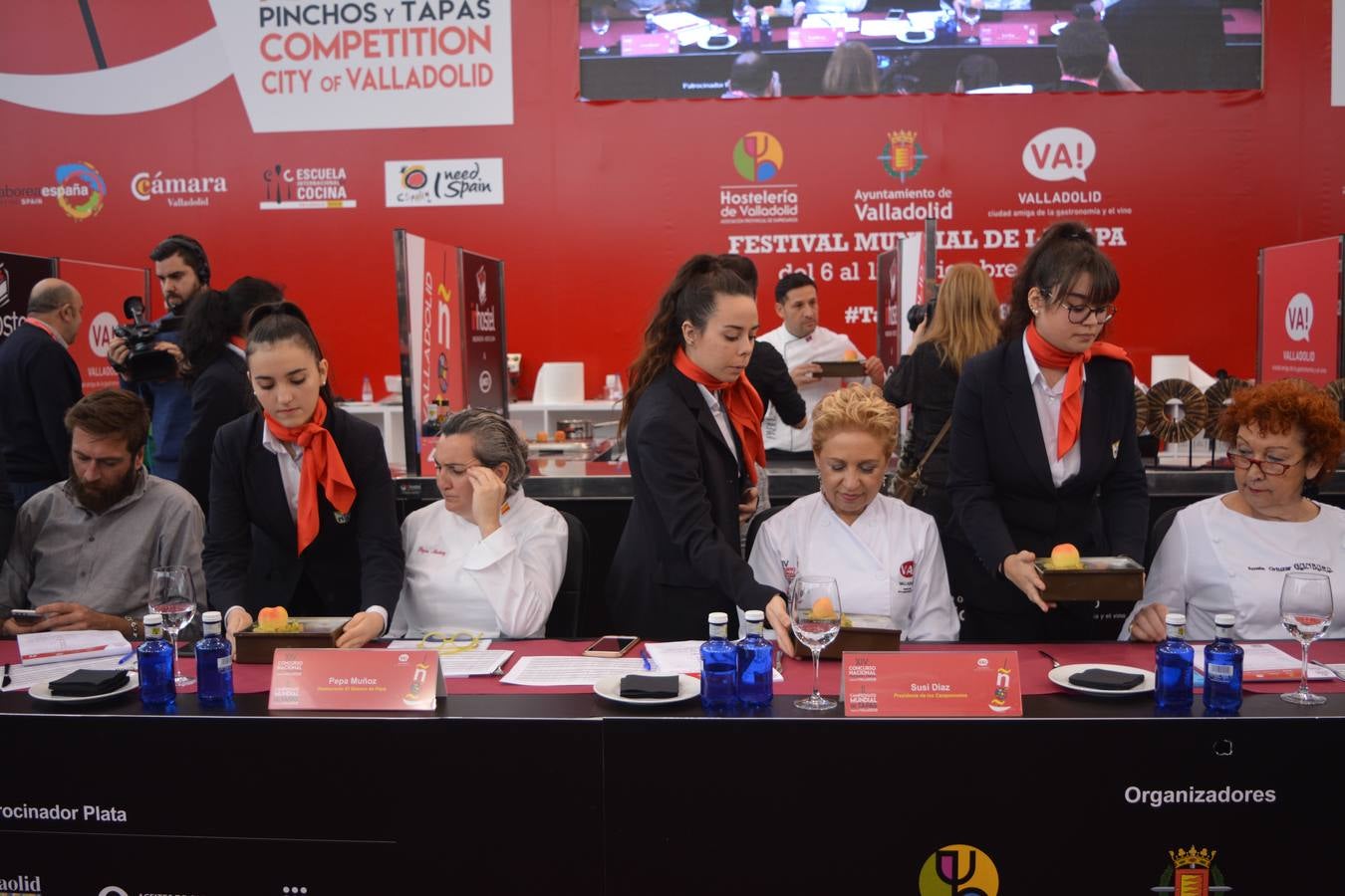 La ciudad castellana acoge el Campeonato Mundial de Tapas y el XIV Concurso Nacional, en el que participan los cocineros Francisco Cotera, del Balneario de Solares, y Nacho Pérez Malagón, de El Pericote de Tanos