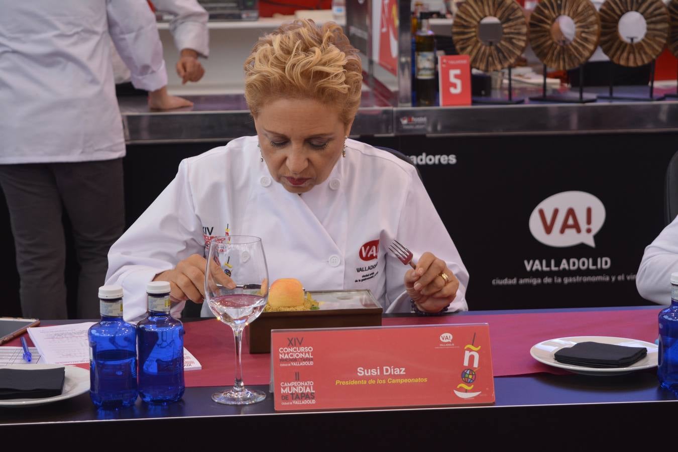 La ciudad castellana acoge el Campeonato Mundial de Tapas y el XIV Concurso Nacional, en el que participan los cocineros Francisco Cotera, del Balneario de Solares, y Nacho Pérez Malagón, de El Pericote de Tanos