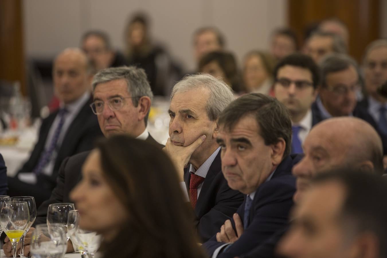 Fotos: La alcaldesa Gema Igual, en el Foro Económico de El Diario Montañés