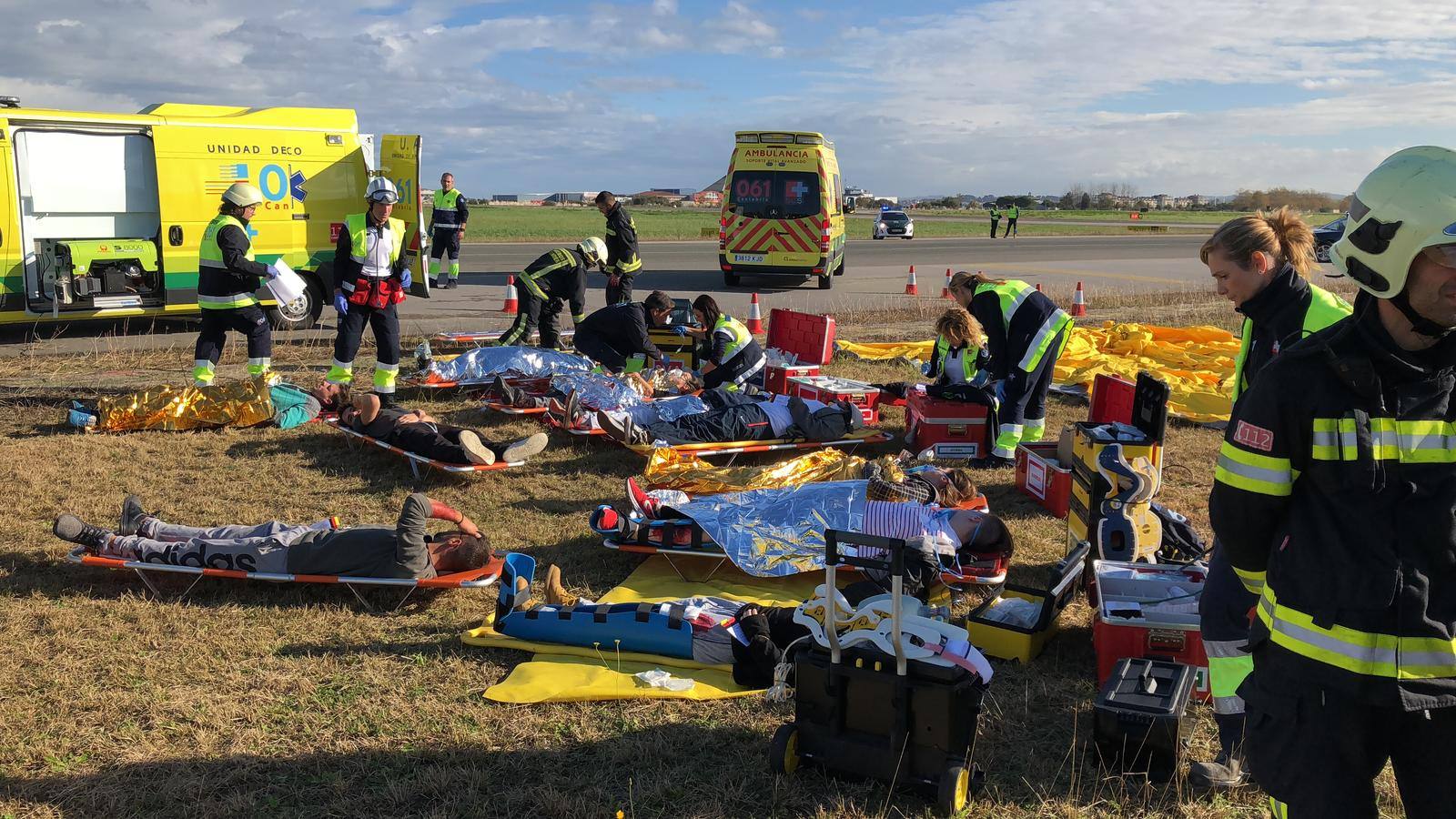 Fotos: Simulacro de accidente aéreo en el aeropuerto Seve Ballesteros