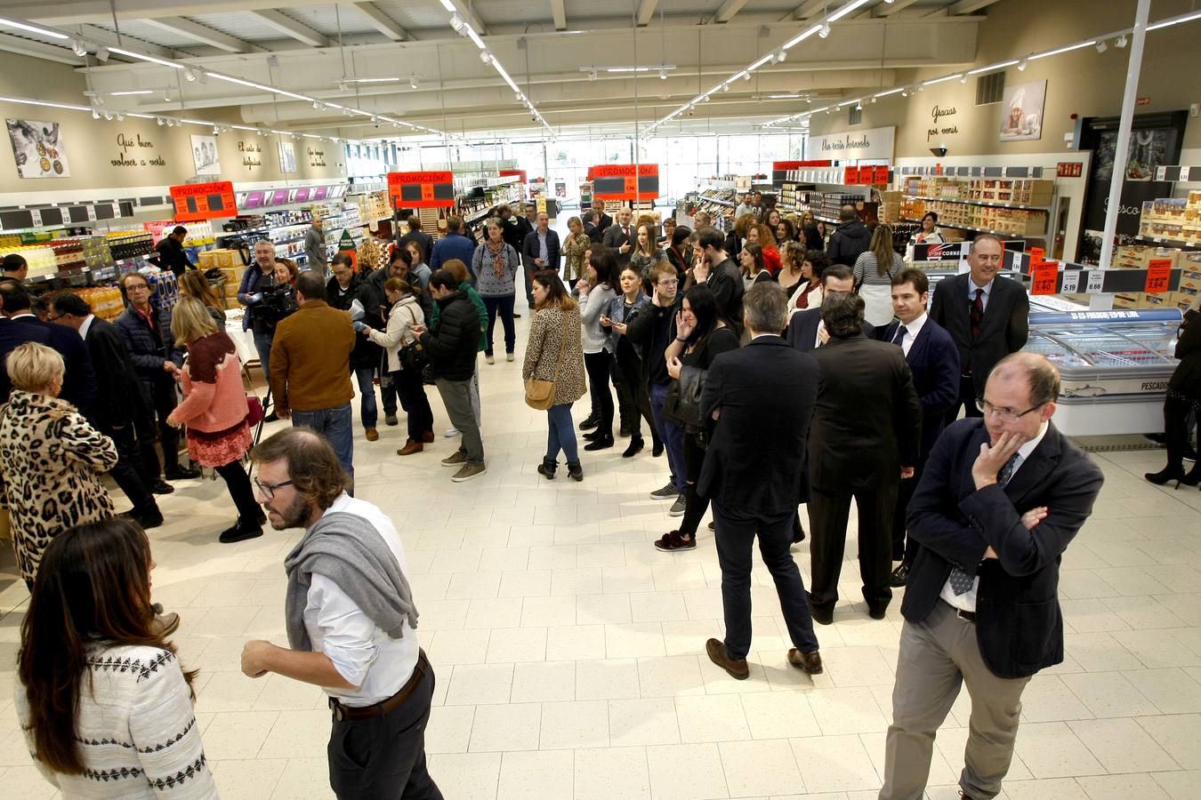 Fotos: Inaugurado el supermercado Lidl en el Área Comercial de Ganzo