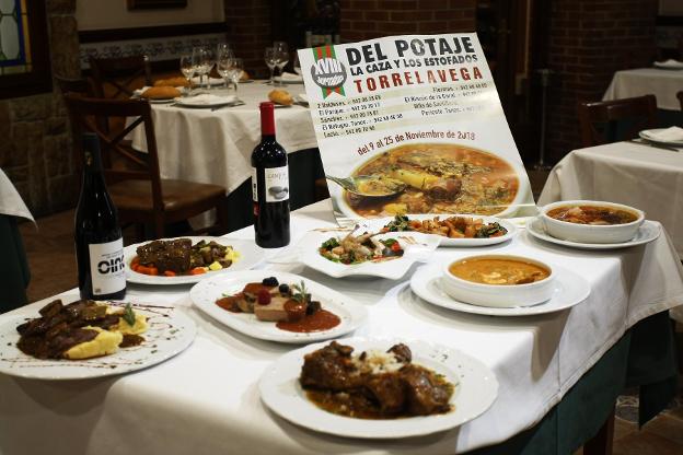 Mesa de especialidades del restaurante Villa de Santillana. 