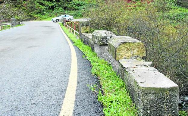 Los grandes bloques de piedra de sillería van poco a poco desapareciendo. 