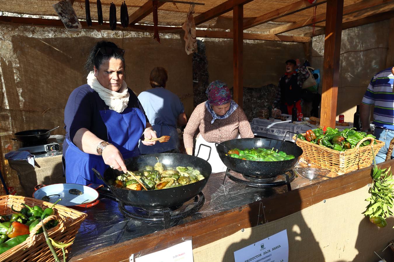 La villa cántabra se volcó con la celebración de su tradicional feria de la Alubia.