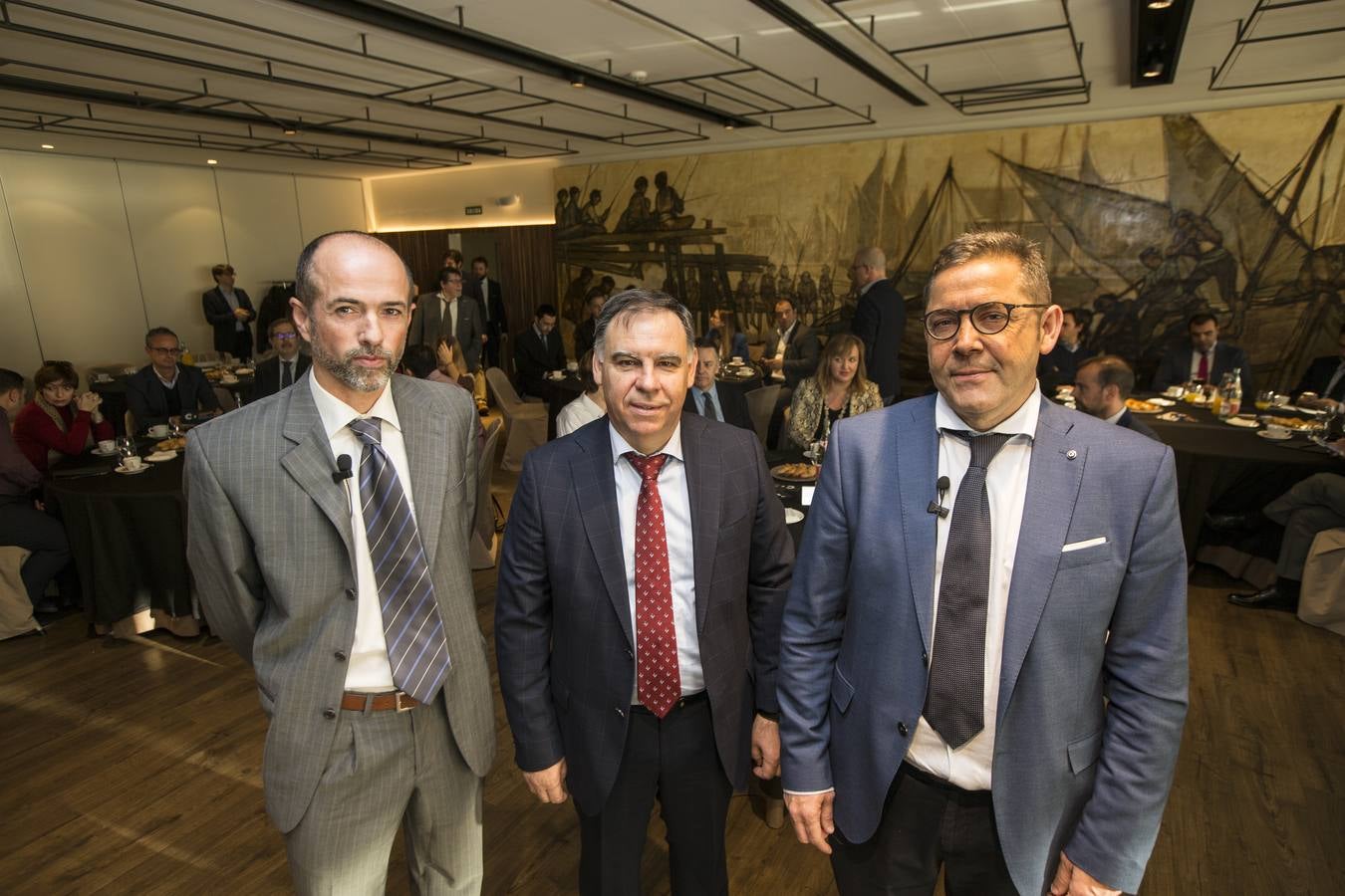 Javier Ponce, director del CDTI, junto con Marcos Díaz y José María Rotaeche, participa en el ciclo organizado por El Diario y Sodercán