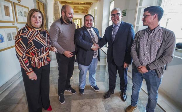 Rosa Valdés, Víctor Casal, Rubén Gómez, Pedro Hernando y Diego Marañón.