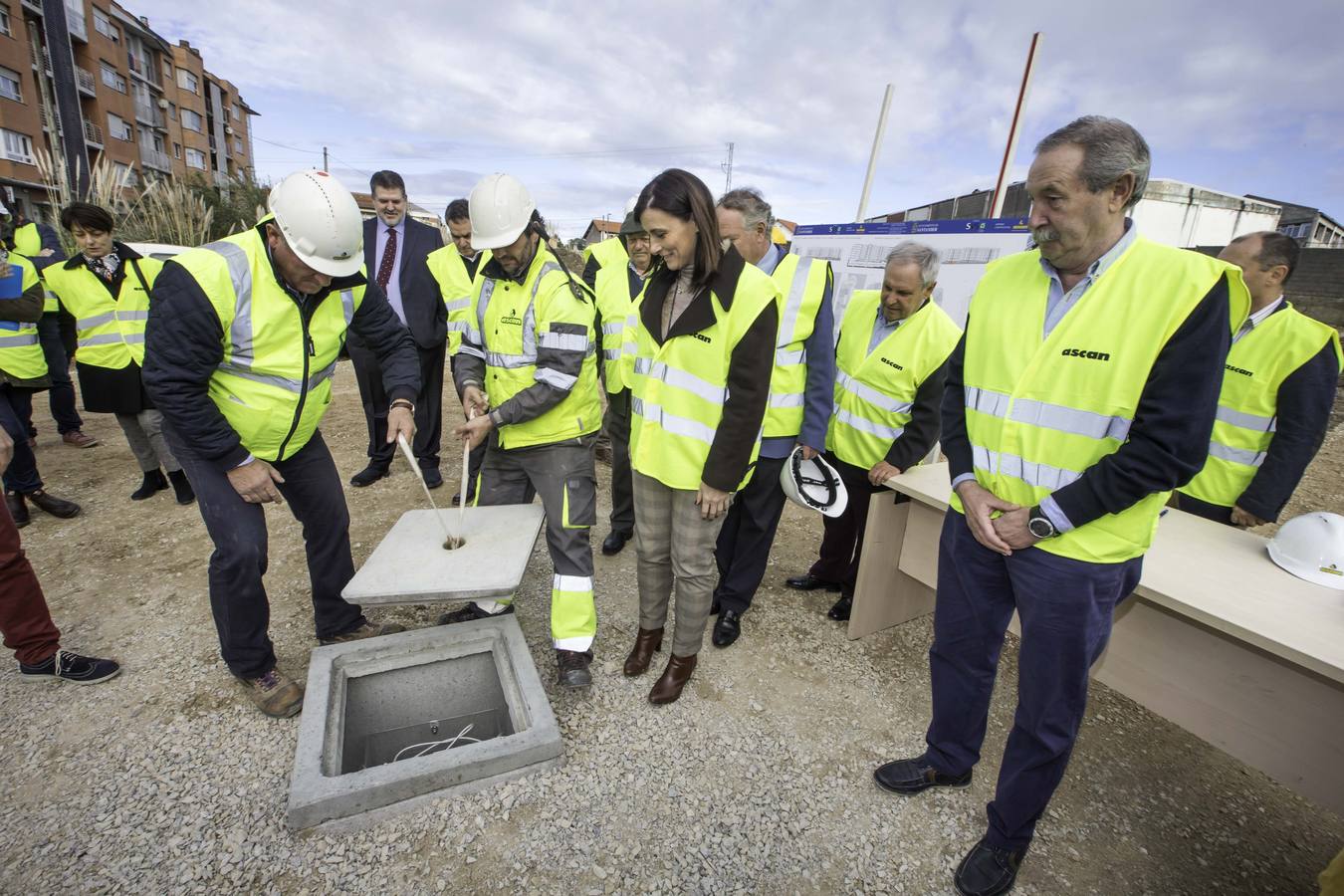 Fotos: Inicio de las obras de las 120 viviendas asequibles en San Román, en la calle Foramontanos