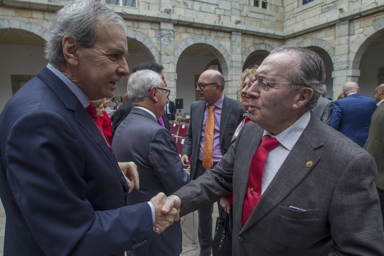 Fotos: Cantabria celebra el 40 cumpleaños de la Constitución