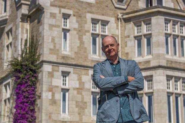 Fernando Marías este verano en La Magdalena, donde clausuró junto a Espido Freire, los Martes Literarios de la UIMP. 