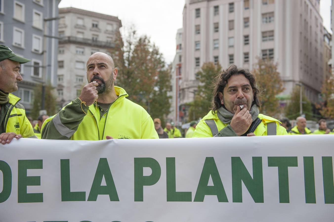 Fotos: Nueva protesta de los trabajadores de Parques y Jardines de Santander