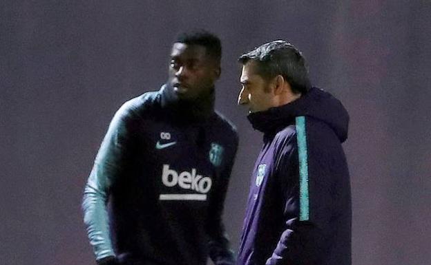 Valverde y Dembélé, en un entrenamiento. 