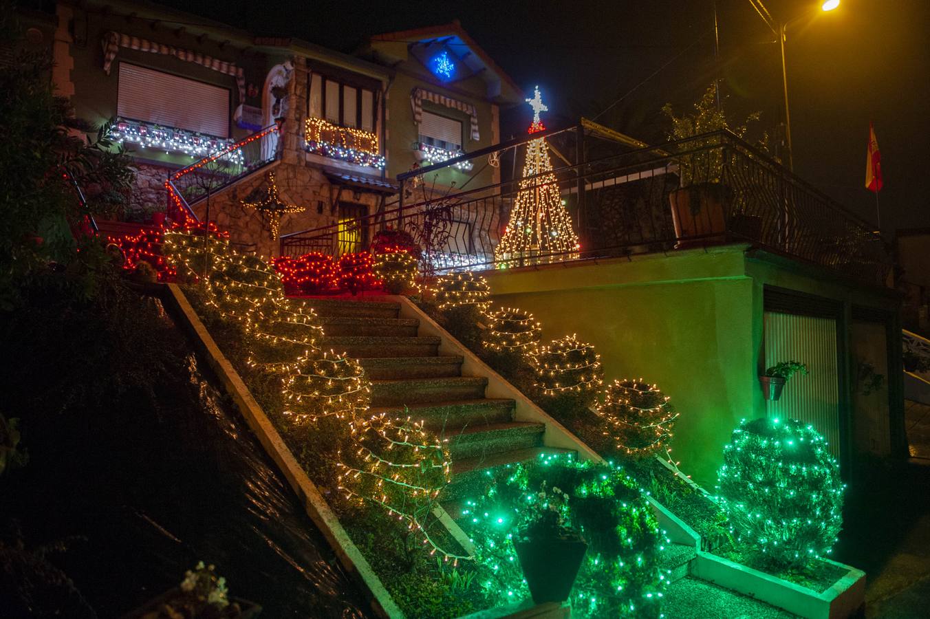 La decoración de la casa más famosa de Cantabria en las últimas Navidades crea escuela entre los vecinos de la localidad