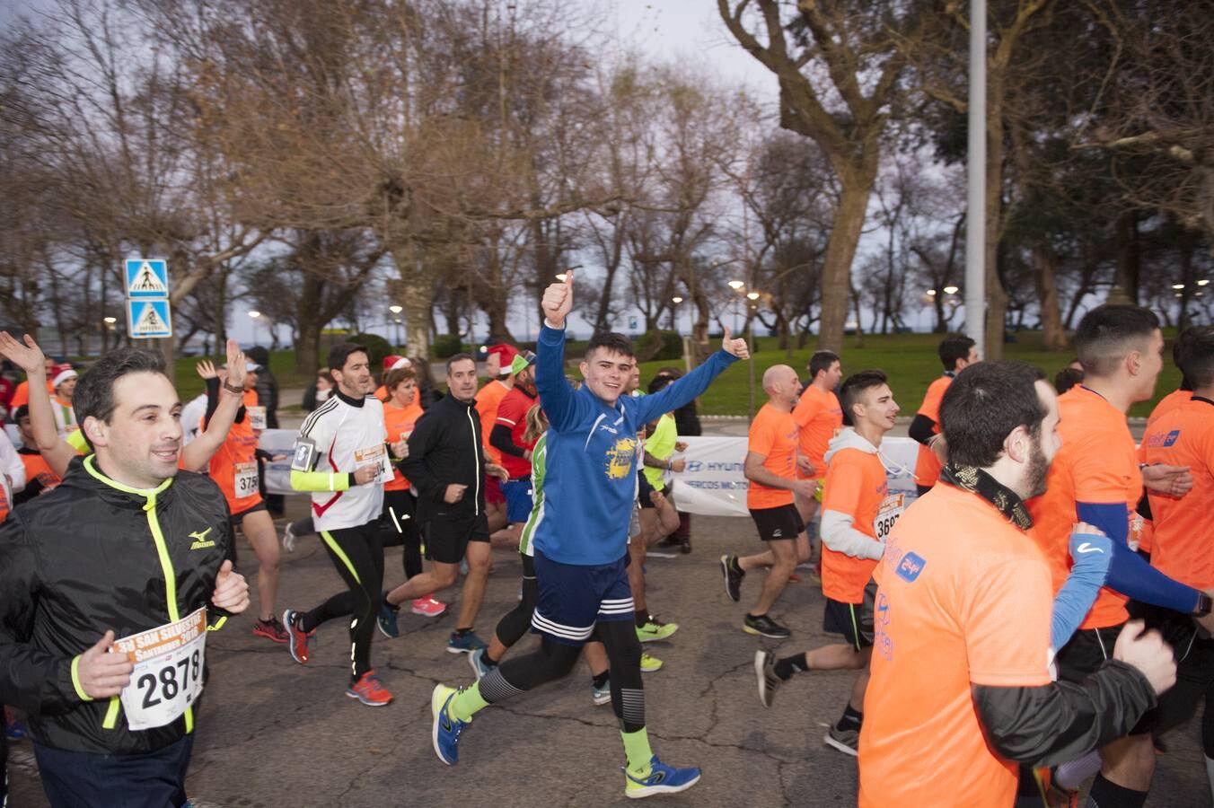 Fotos: 5.208 corredores han tomado la salida en la San Silvestre