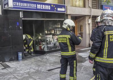 Imagen secundaria 1 - «Mira tú qué manera de acabar este maldito año»