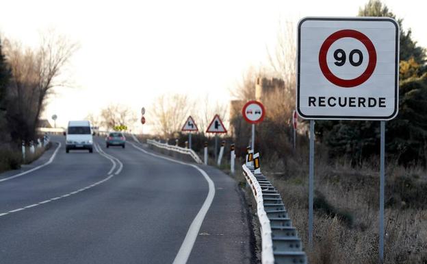 La DGT inicia una campaña para informar de las carreteras a 90 km/h