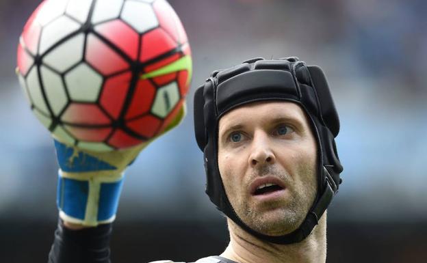 Petr Cech, durante un partido de la Premier. 