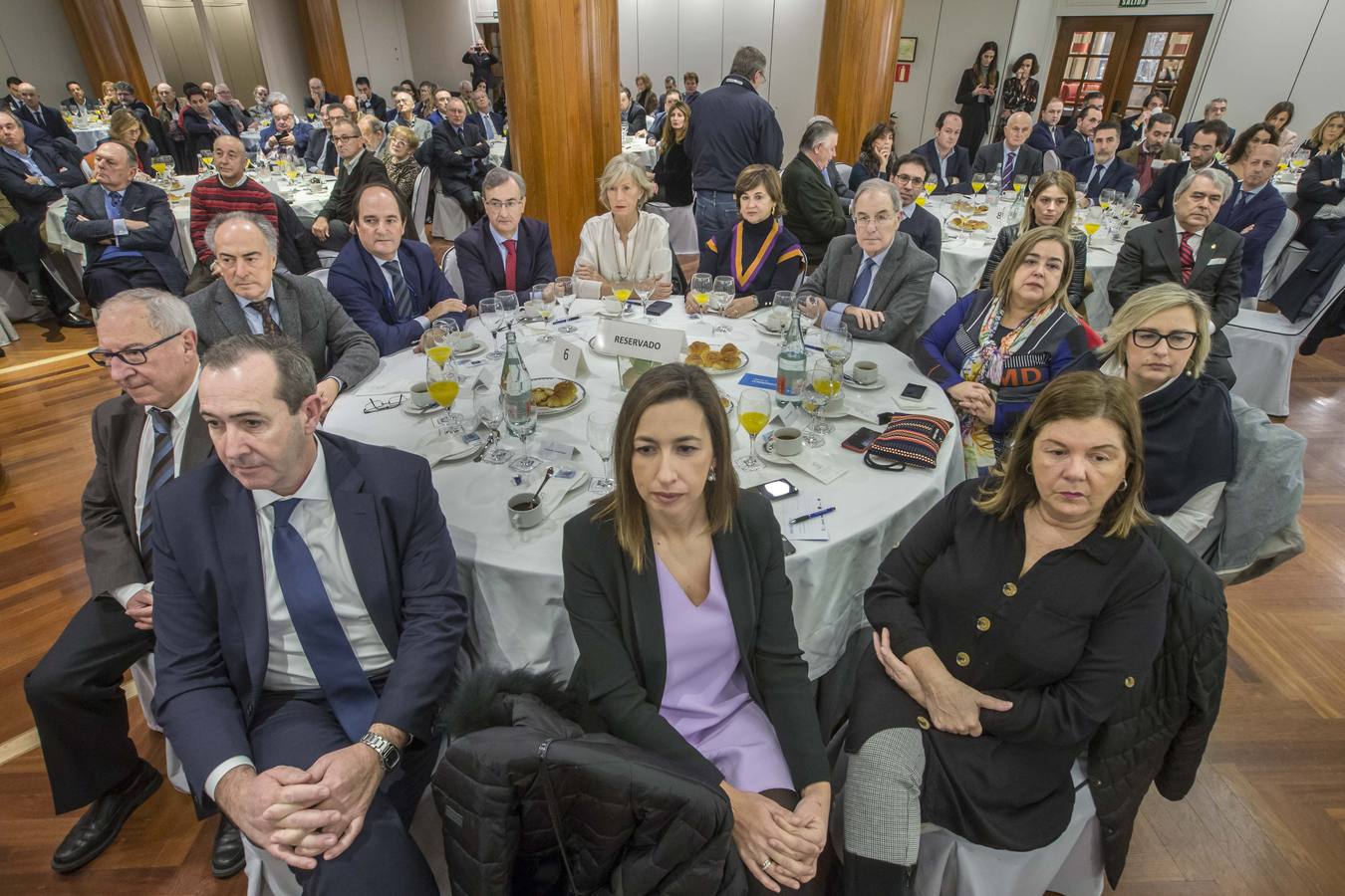 Fotos: Imágenes del Foro Económico de El Diario Montañés, que ha tenido a Revilla como ponente