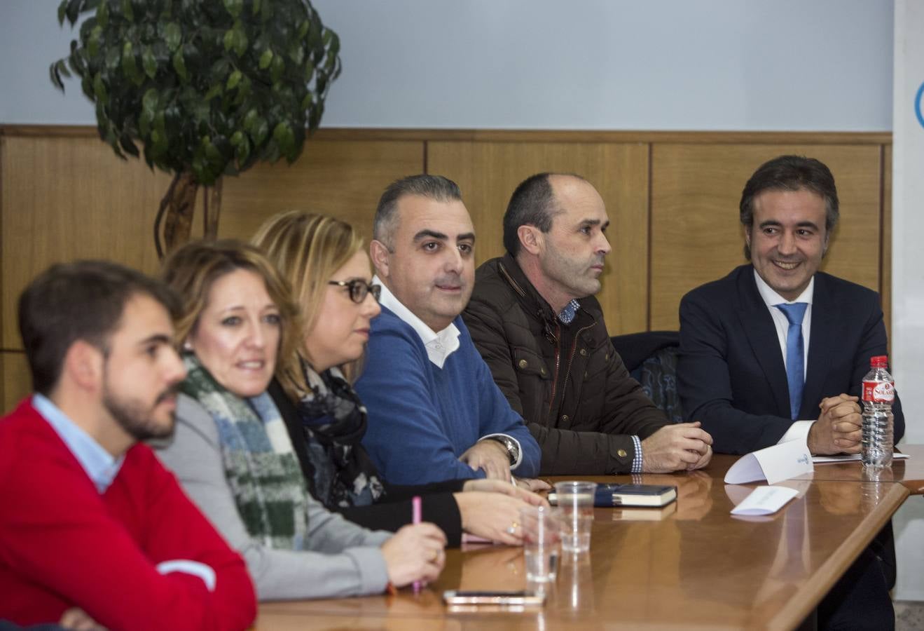 La líder del PP de Cantabria, María José Sáenz de Buruaga, será la candidata a la Presidencia regional, tras la renuncia de la campeona olímpica Ruth Beitia, «por expreso deseo» del presidente del partido, Pablo Casado.