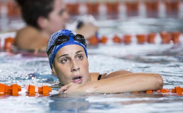 Erika Villaécija en la piscina de Cros (2016), cuando ganó el Trofeo de Natación de Camargo . 