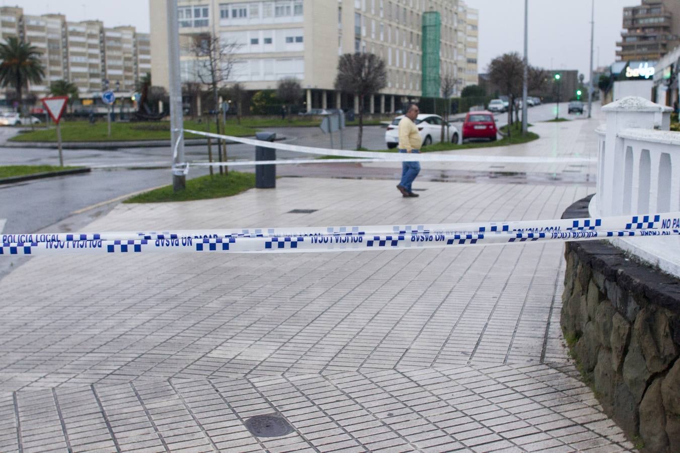 Fotos: Fuerte oleaje este miércoles en Santander