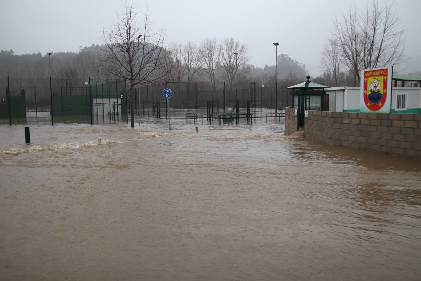 Imágenes de las inundaciones en las zonas de Ampuero y Soba