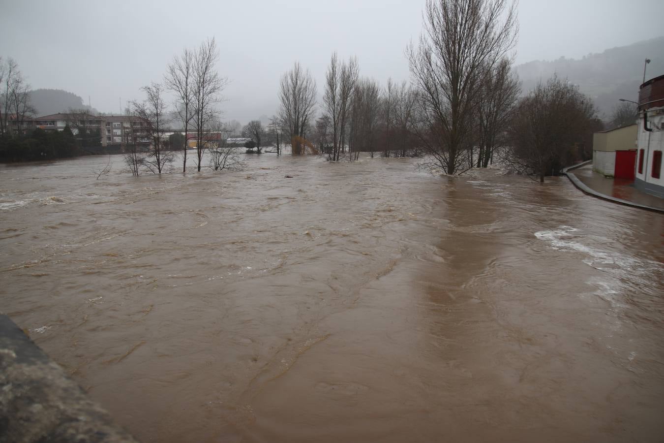 Imágenes de las inundaciones en las zonas de Ampuero y Soba