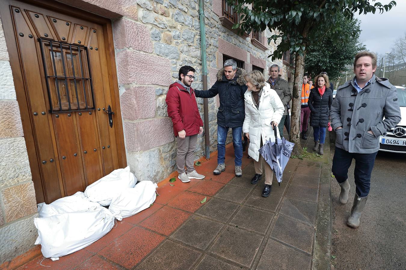 Fotos: La ministra de Sanidad visita las zonas afectadas por las inundaciones