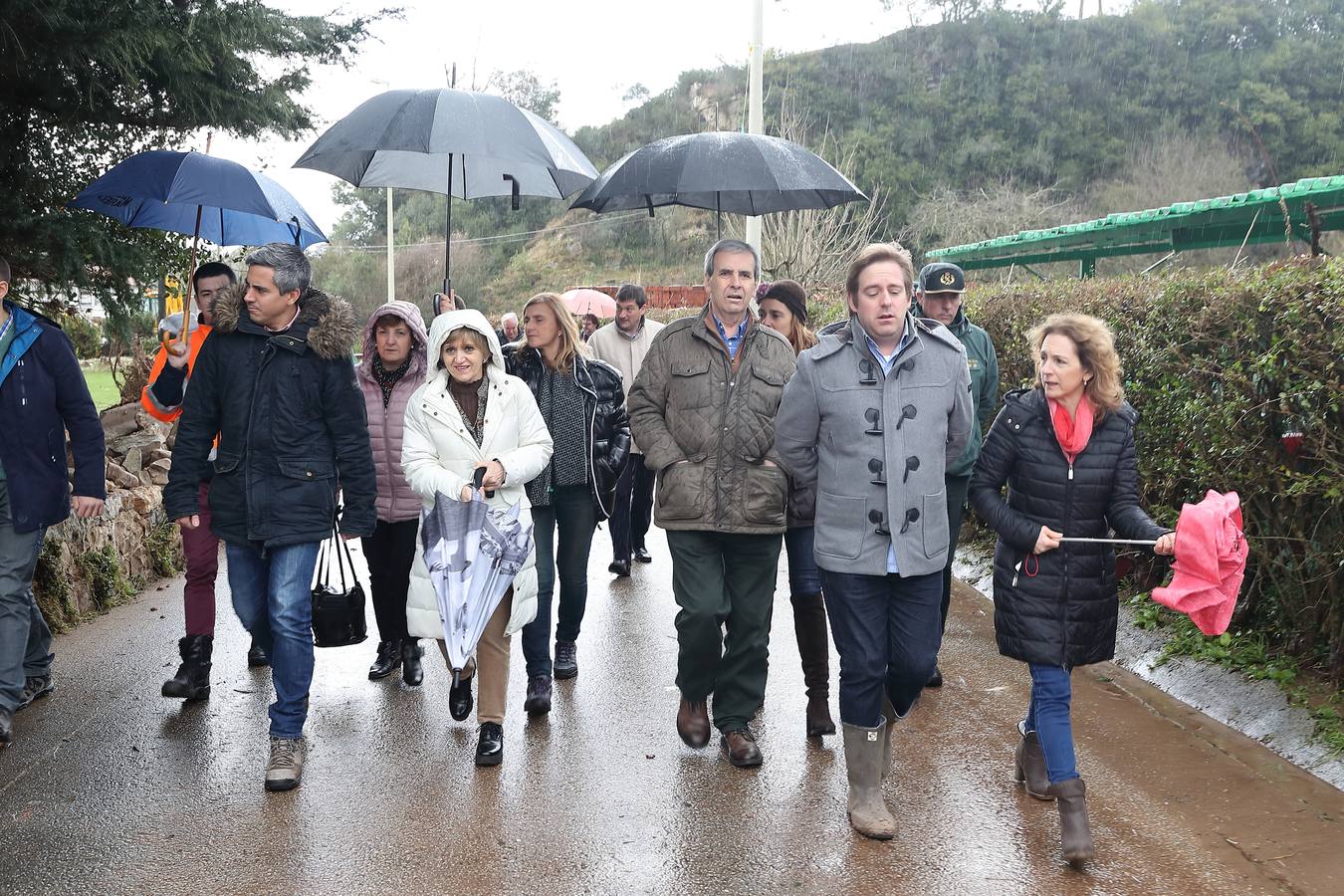 Fotos: La ministra de Sanidad visita las zonas afectadas por las inundaciones