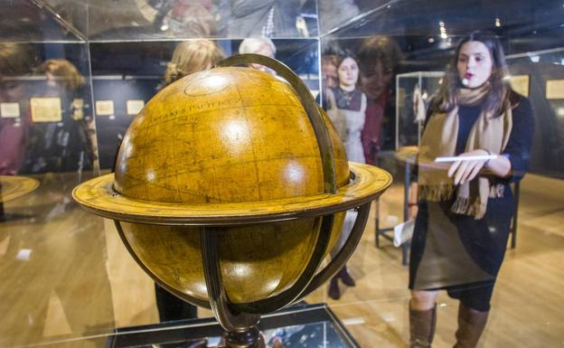 El Museo Marítimo reta a los visitantes a perderse entre sus mapas