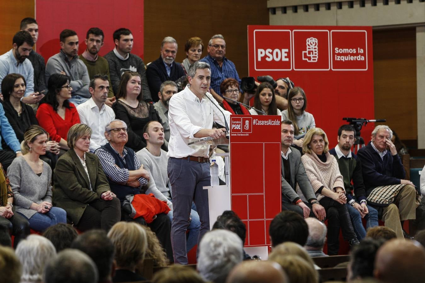 Fotos: Pedro Sánchez presenta a casares como candidato a la alcaldía de Santander