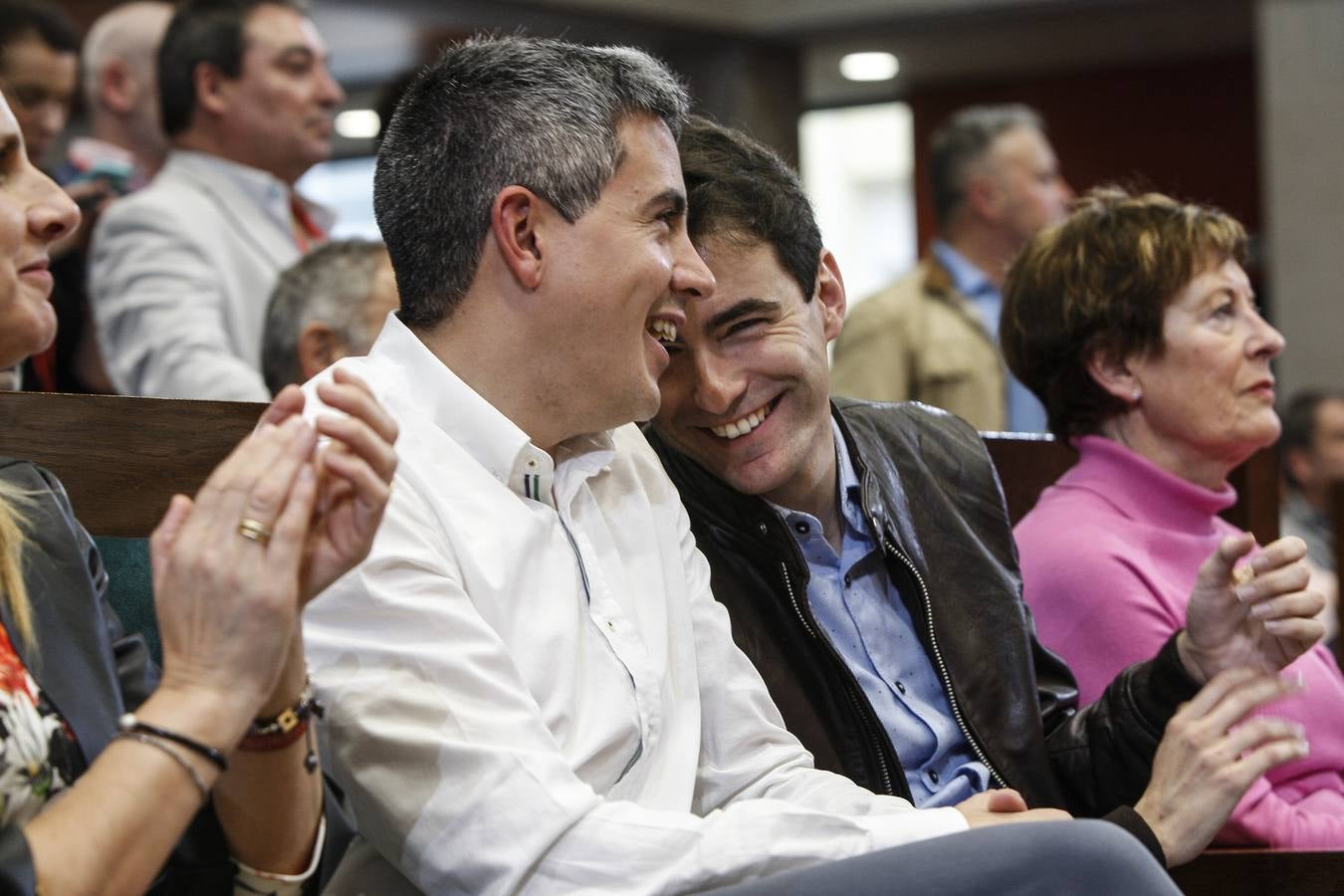 Fotos: Pedro Sánchez presenta a casares como candidato a la alcaldía de Santander