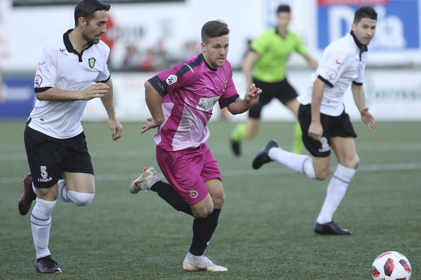 Fotos: Las mejores imágenes del partido Gernika-Gimnástica