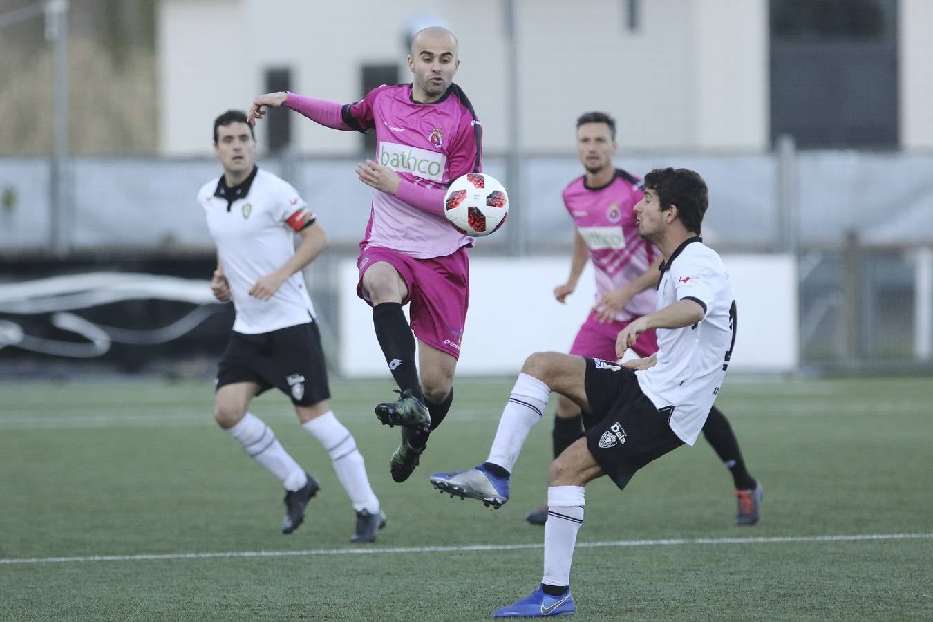 Fotos: Las mejores imágenes del partido Gernika-Gimnástica