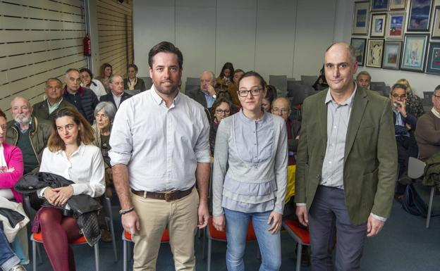 Adrián Ruiloba, Narelia Hoyos y David Torre, ponentes de la jornada. ::
