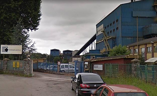 Entrada de Ferroatlántica, en Guarnizo.