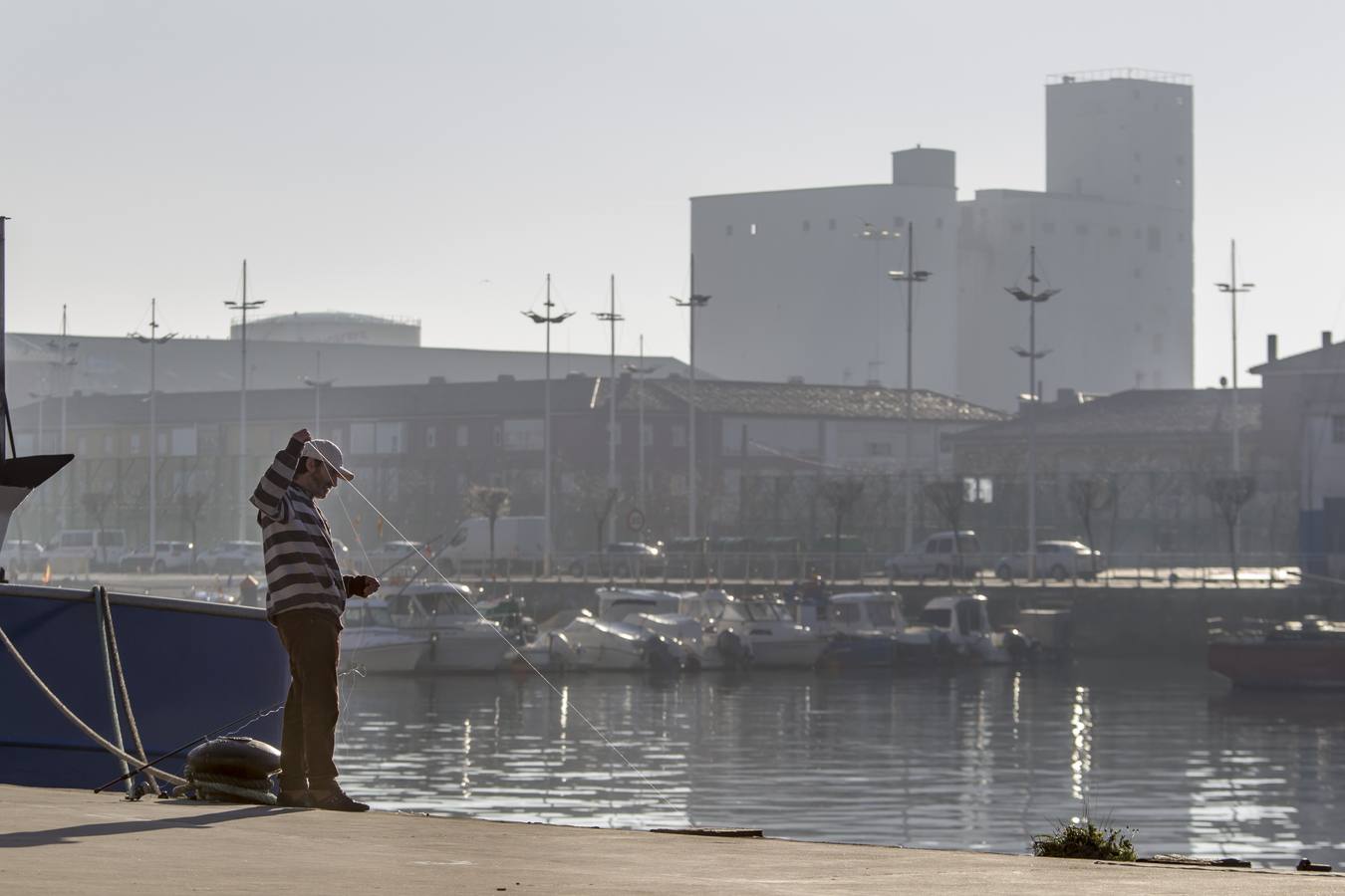 Fotos: Santander amanece tapada por la niebla