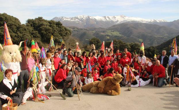 Imagen. Así fue el carnaval de Piasca de hace una semana.