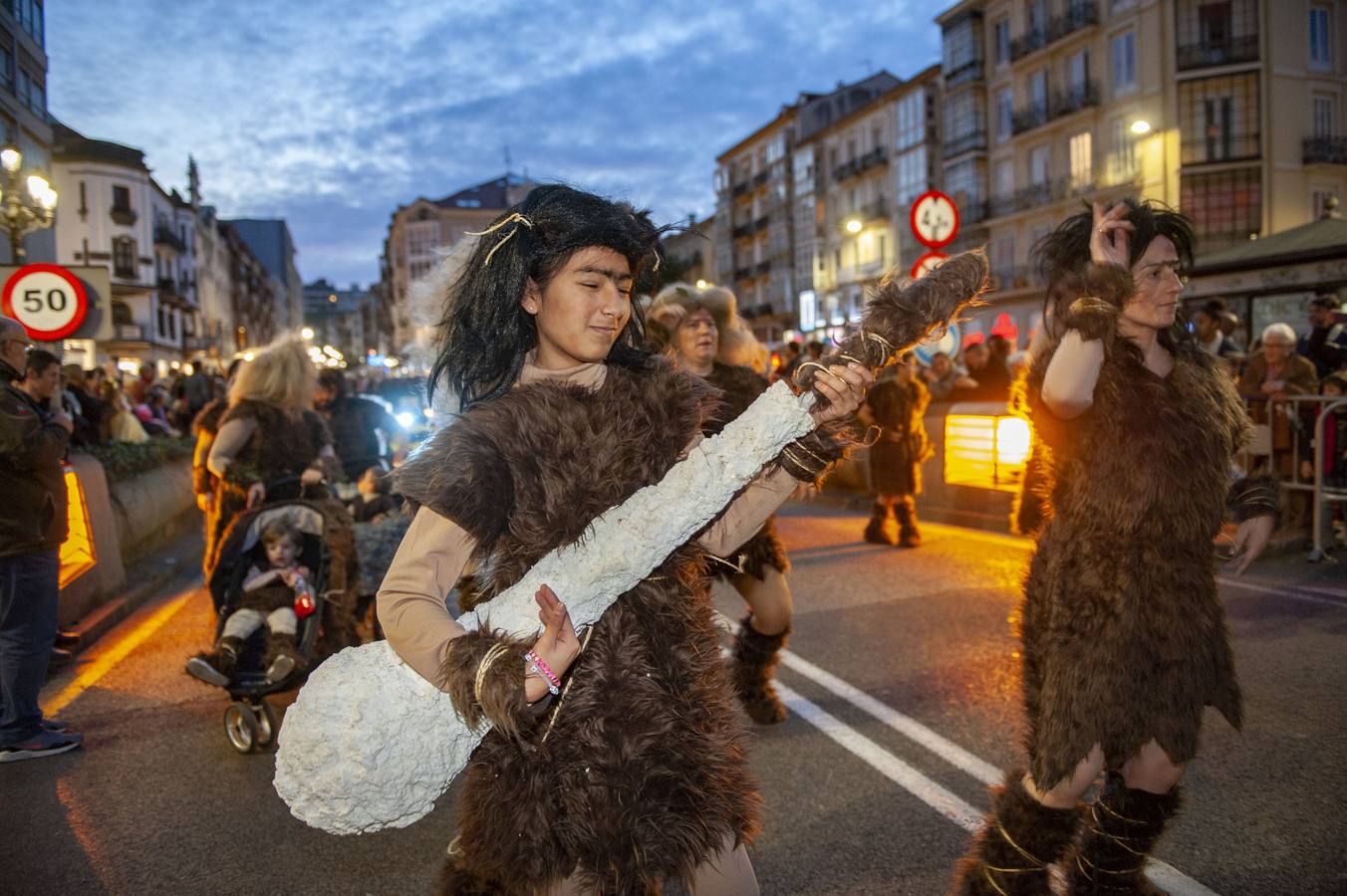 La capital cántabra se vuelca con la celebración del carnaval.