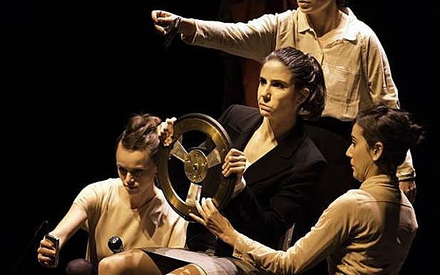 Andrea Jiménez, en el centro, junto a Noemí Rodríguez, Ariana Cárdenas y Esther Ramos.