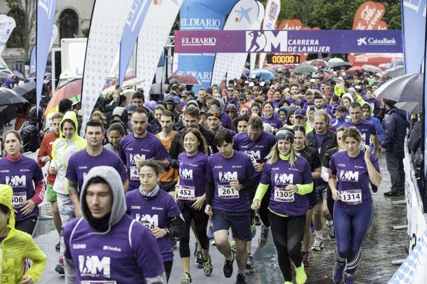 Participantes en la Carrera de la Mujer del año pasado. :: roberto ruiz