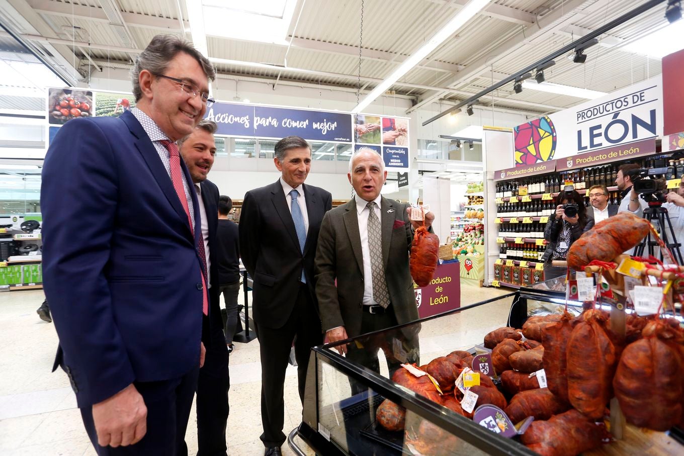 La Diputación de León presenta en Santander una campaña con 40 empresas y más de 170 referencias de productos de calidad que definen el sabor de una provincia en la que «esfuerzo, tesón y artesanía» son las claves de su calidad