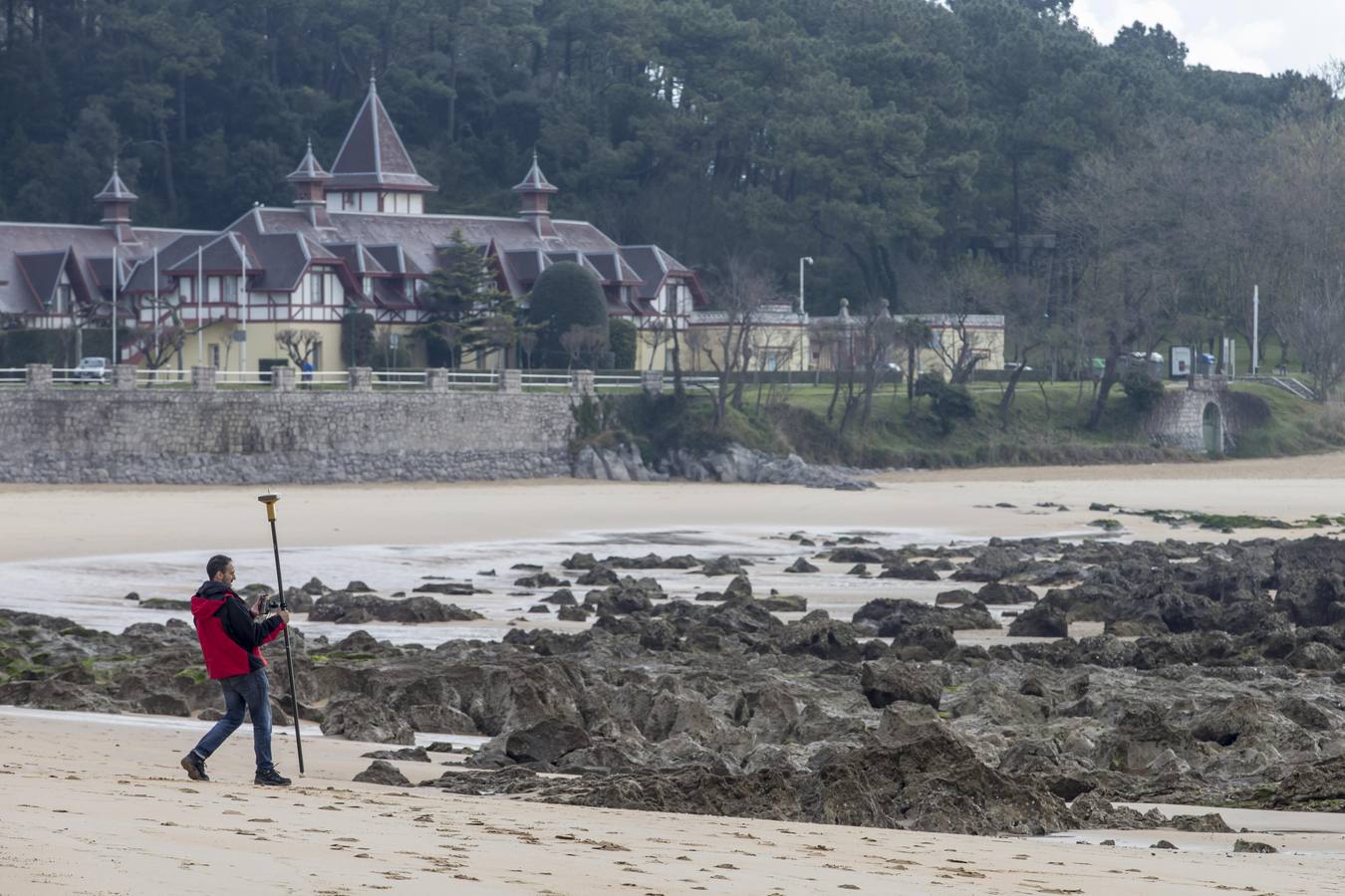 Fotos: La Playa de La Magdalena, ayer en la bajamar