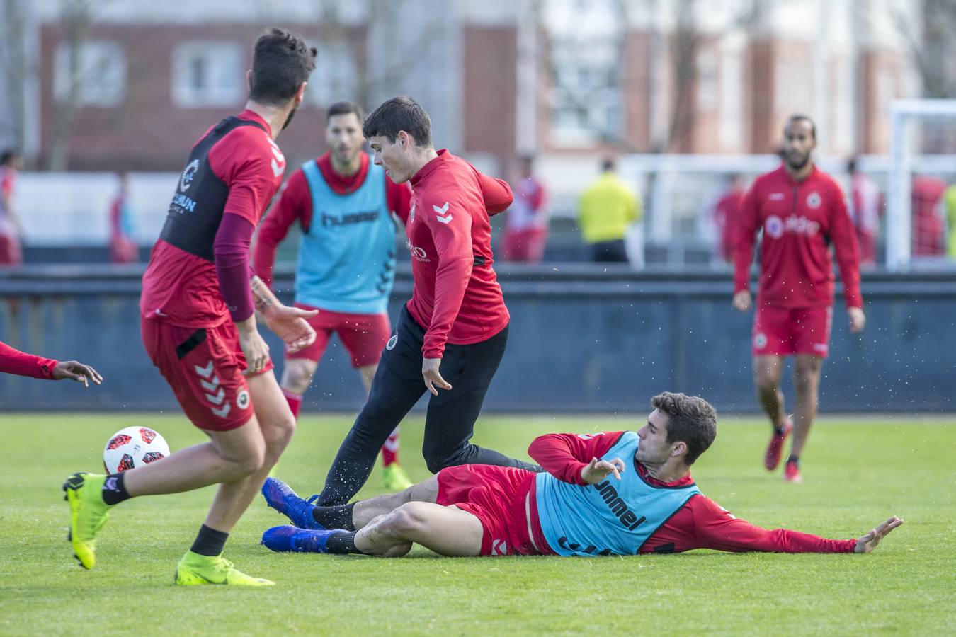 Fotos: Entrenamiento del Racing para preparar el partido ante el Real Unión